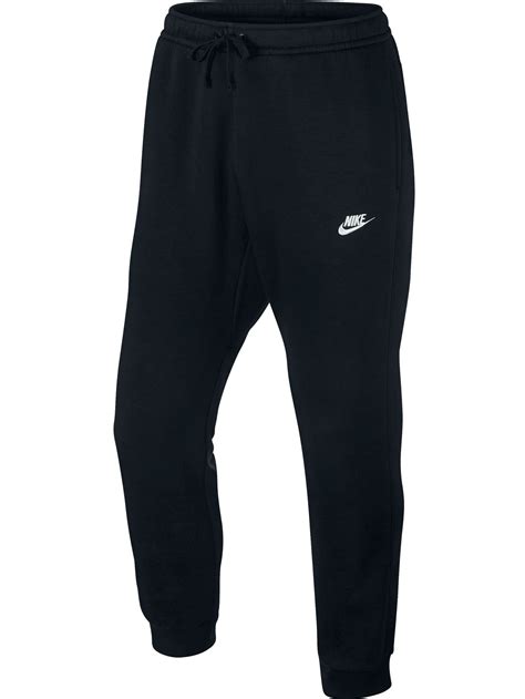 black sweatpants Nike